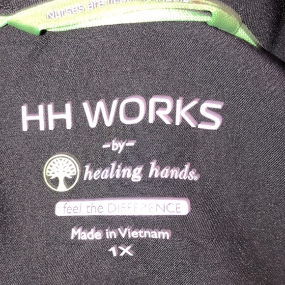 HH works by healing hands black nurses scrub top size 1X - Picture 4 of 9